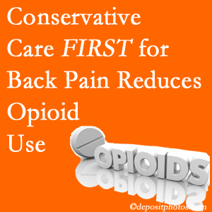 New Roads Chiropractic Center provides chiropractic treatment as an option to opioids for back pain relief.
