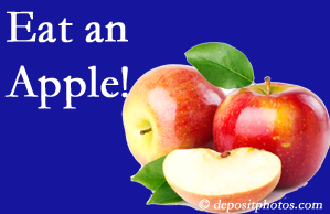 New Roads chiropractic care recommends healthy diets full of fruits and veggies, so enjoy an apple the apple season!